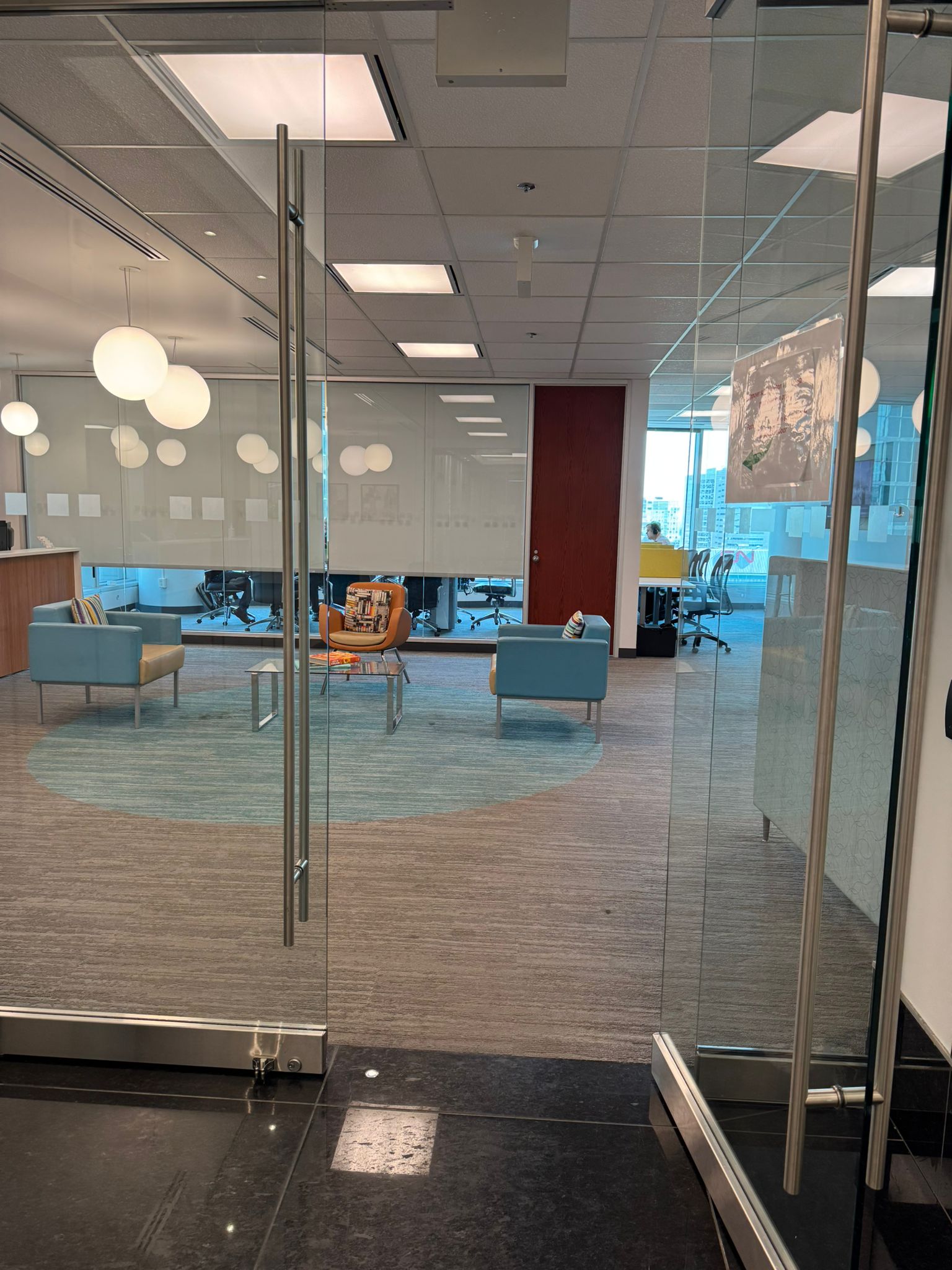 آفیس گروه املاک شیرخدایی — Office Shirkhodaie Group